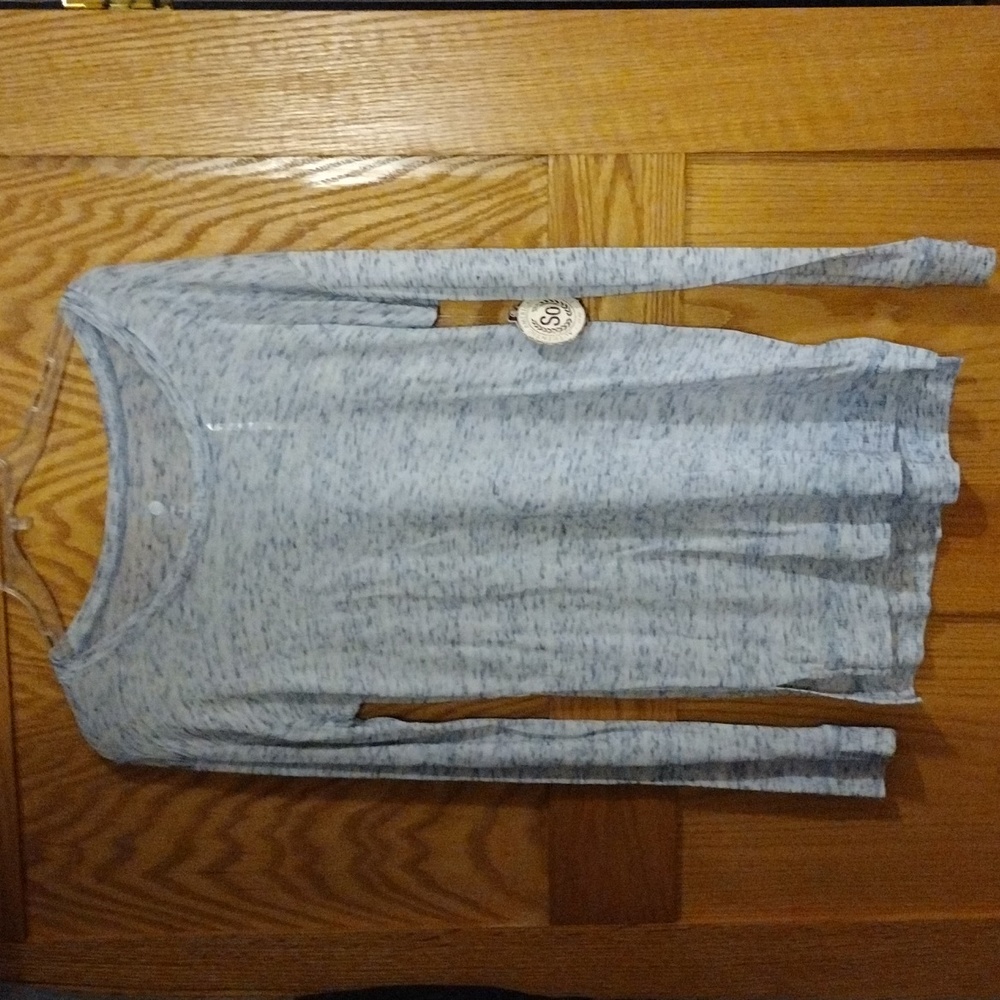 Long sleeve shirt